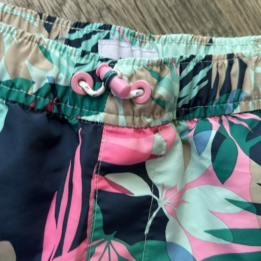 Old Navy‎ Tropical print board shorts girls 14/16 XL